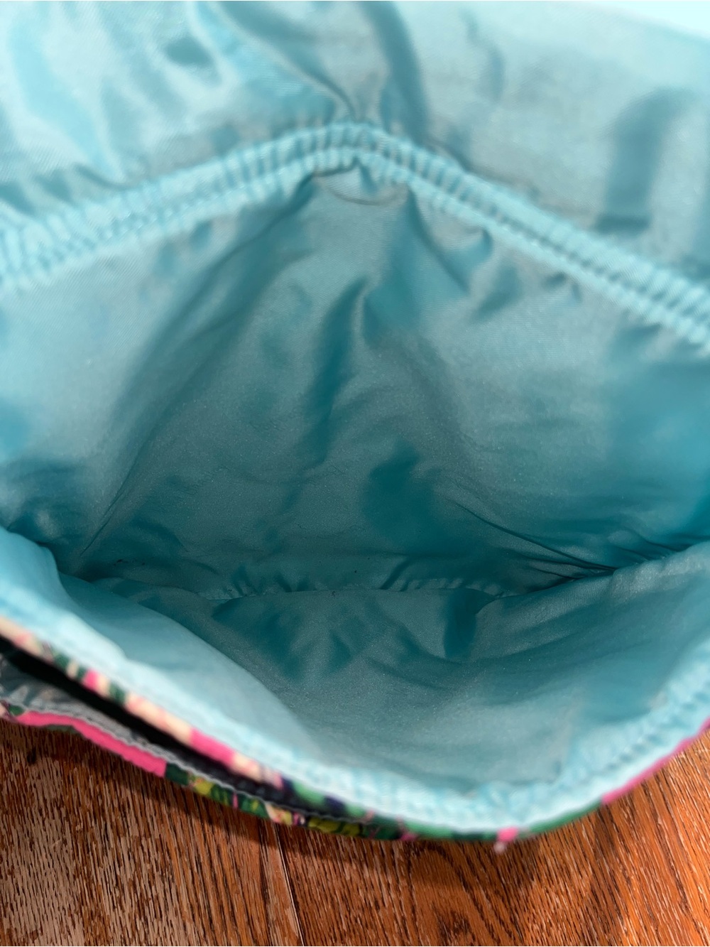 Vera Bradley Hipster Mail Bag Tropical Paradise Pink Green Aqua and Off-White - Picture 6 of 9